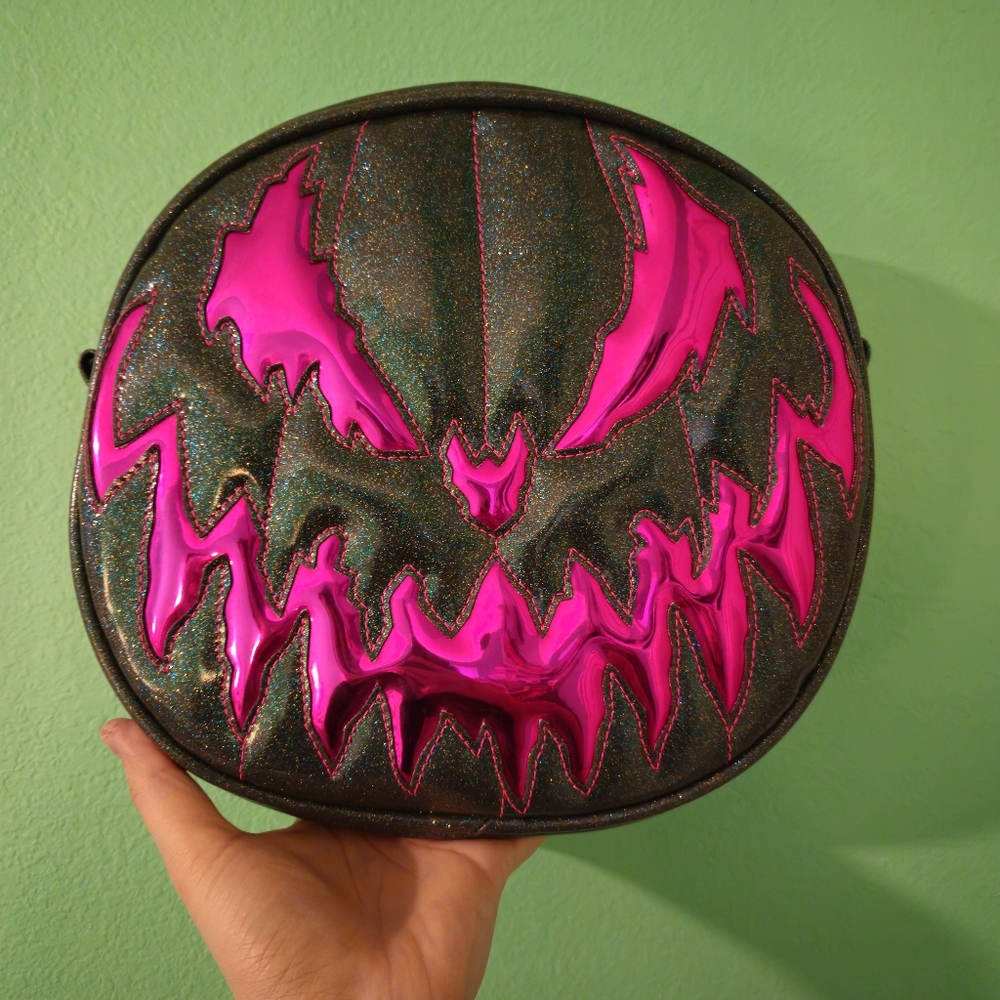 Love Pain and Stitches